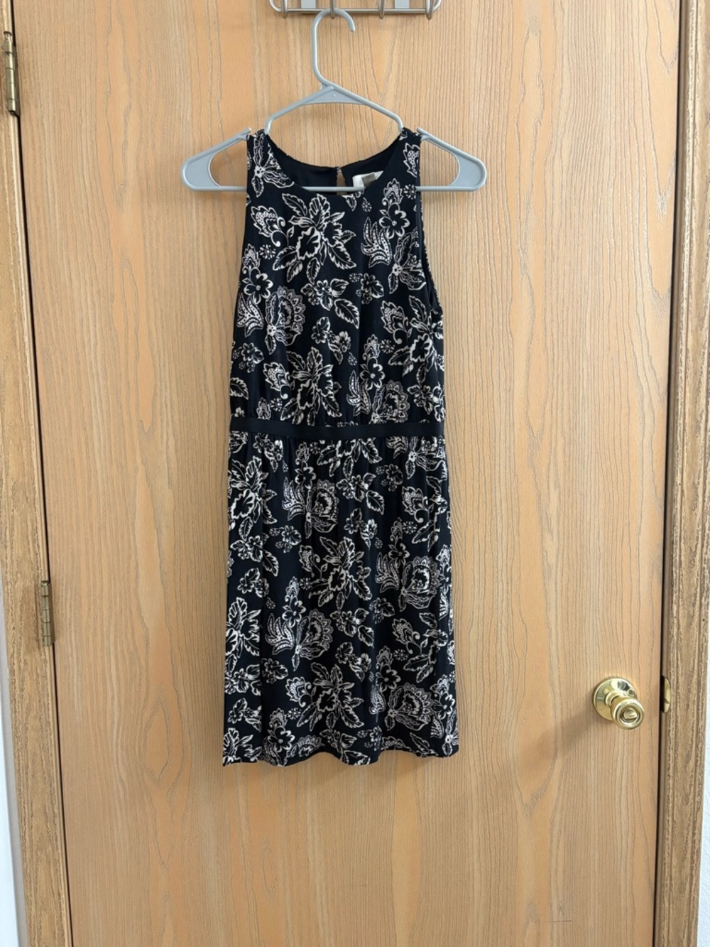 Loft Black Floral Sleeveless Dress